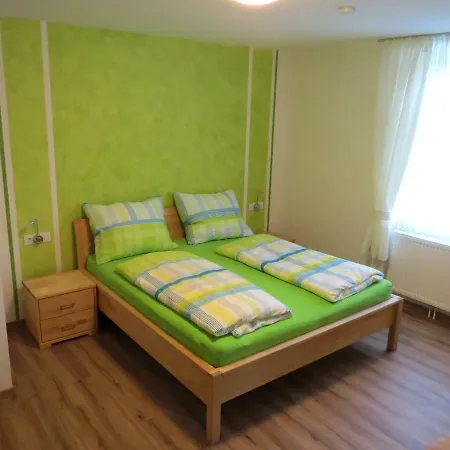 Christine Enne 3* Albrechtsberg an der Grossen Krems